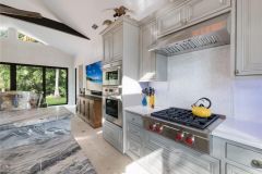 Kitchen 5
